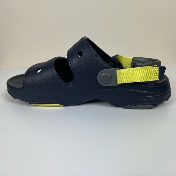 Crocs | Unisex All Terrain Sandal Navy Yellow | 6 - Picture 7 of 9